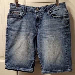 Calvin Klein Jean Shorts Women's Size: 10 Pockets City Short
